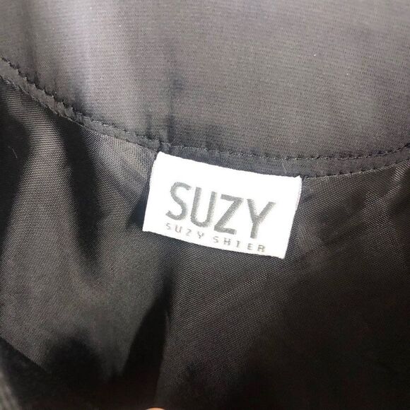 SUZY SHIER Satin Little Black Cocktail Dress Ruffle Arm Sz‎ S - Picture 5 of 6